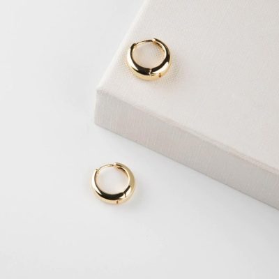 Very Mooi Geneva gold plated chunky huggies