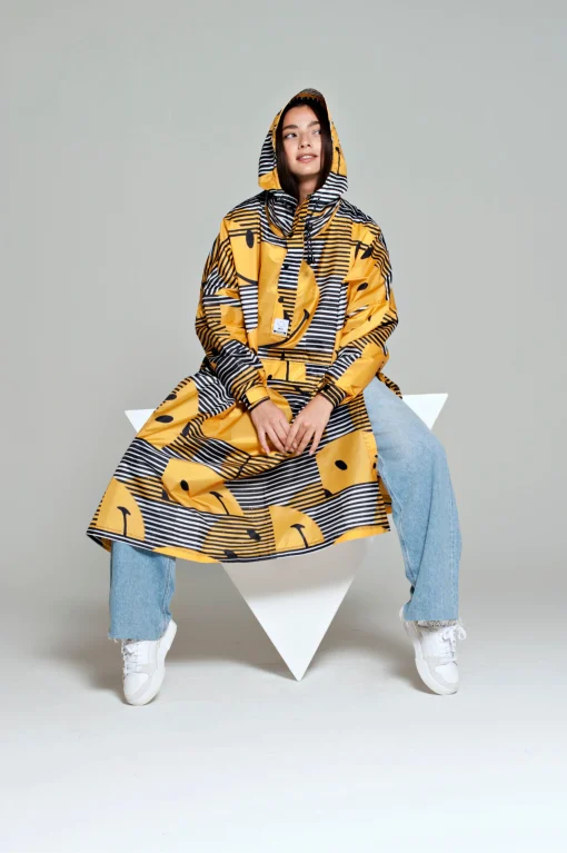 Rainkiss Sunset Smiley Rain Poncho