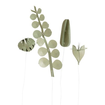 Jurianne Matter Field flower small greens